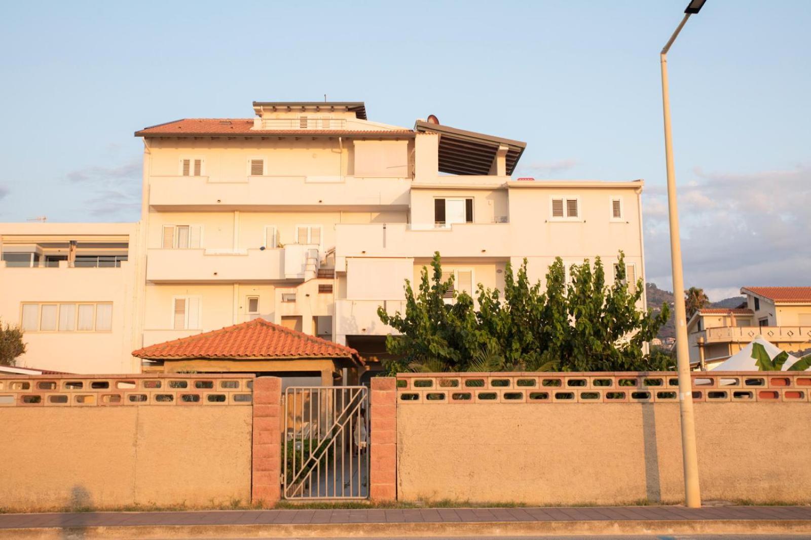 Glbapartments Capo dʼOrlando المظهر الخارجي الصورة